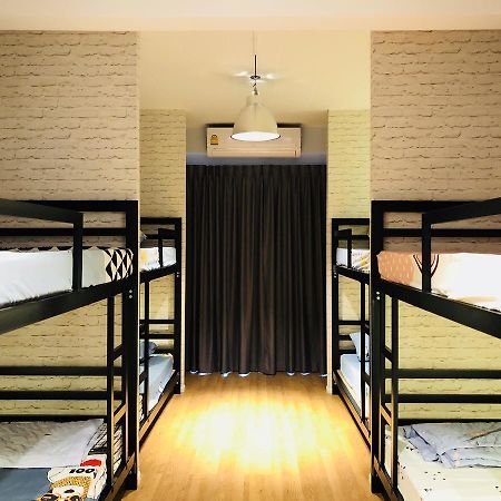 Wj Hostel Bangkok Luaran gambar